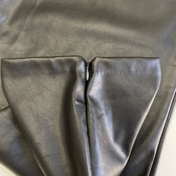 Old Navy Extra High-Rise Faux-Leather Skinny Pants, Black, Size 24, NWT - Picture 9 of 16